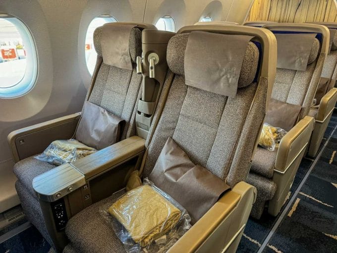 Review khoang Premium Economy China Airlines: Trải nghiệm đáng giá cho hành trình dài
