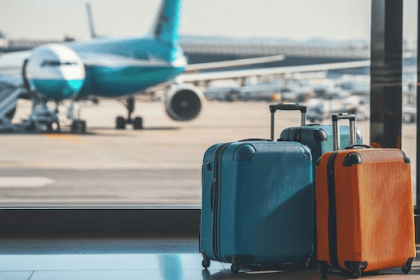 Sai lầm 'chết người' khi giữ hành lý trong lúc thoát hiểm máy bay