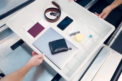 8 điều tưởng bình thường nhưng có thể khiến bạn gặp rắc rối tại sân bay