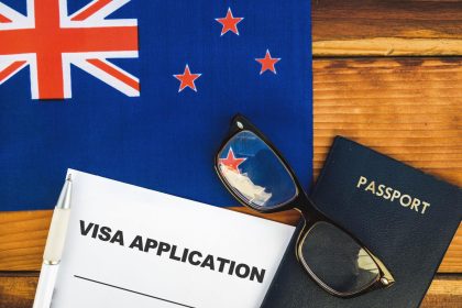 New Zealand bắt buộc nộp hồ sơ visa trực tuyến từ tháng 10.2026
